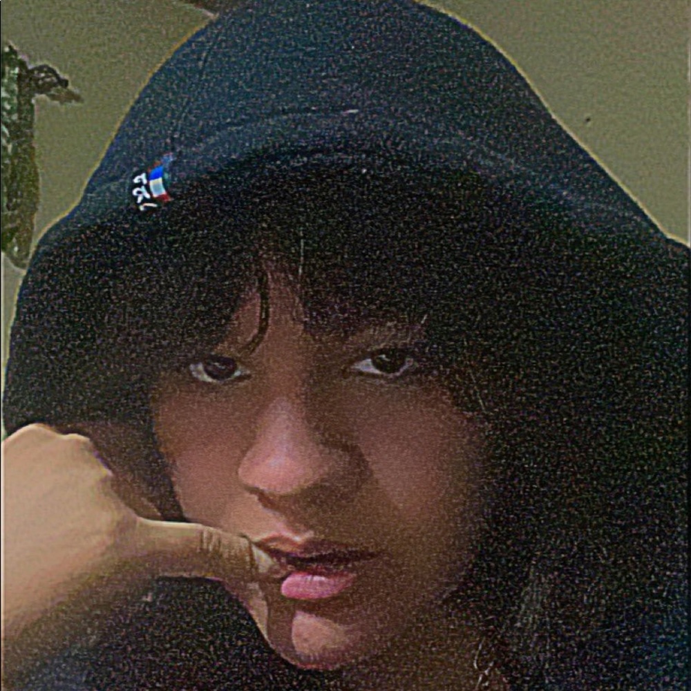 Meet your Posher, Valerie